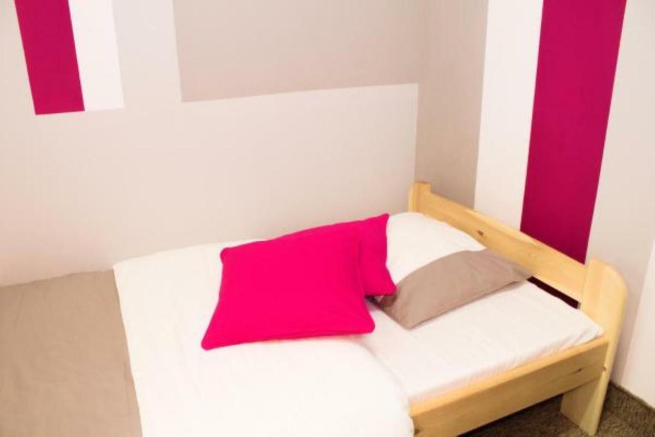 Amnezja Hostel วรอตซวาฟ ภายนอก รูปภาพ